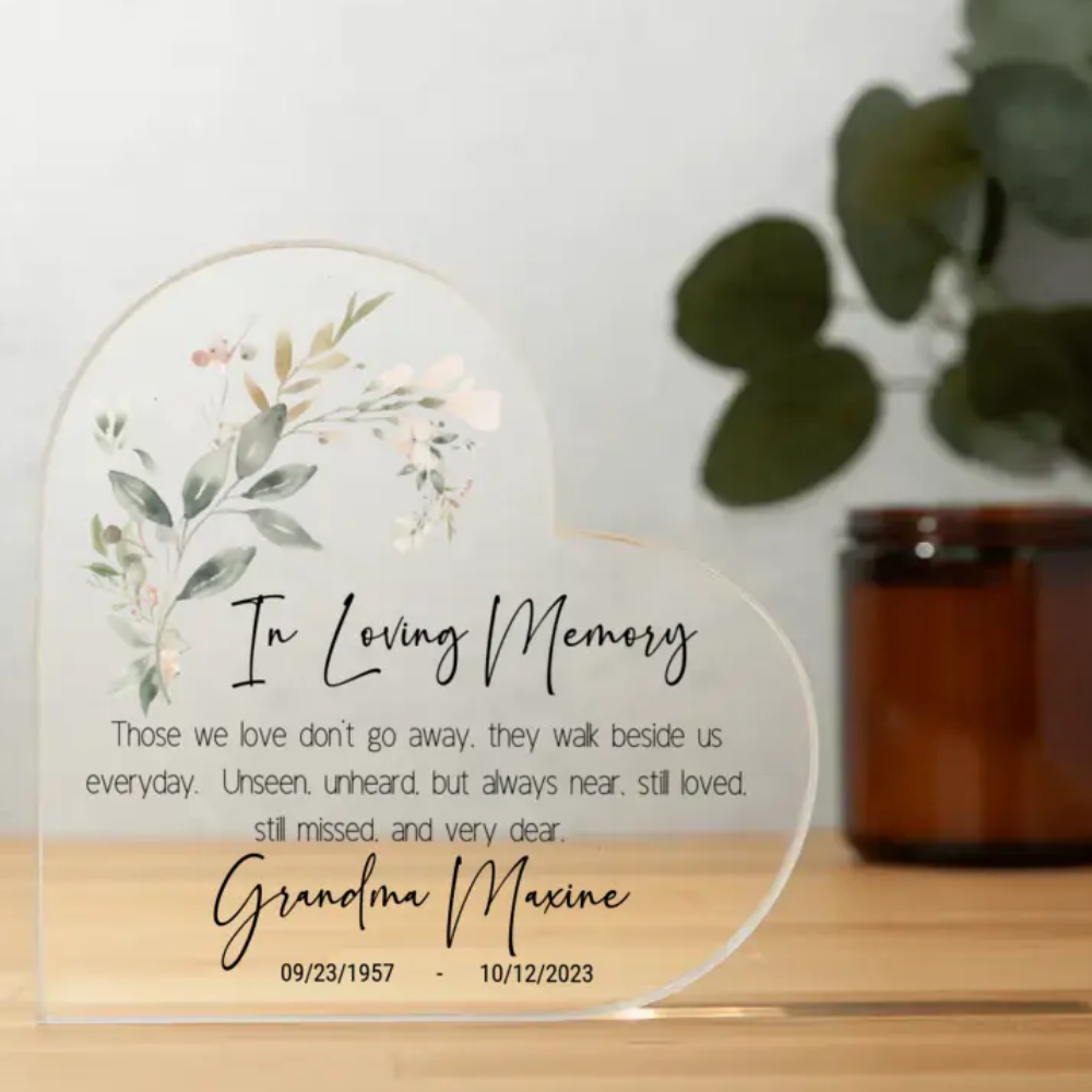 EVERLASTING MEMORIES: HEART-SHAPED ACRYLIC TRIBUTE PLAQUE