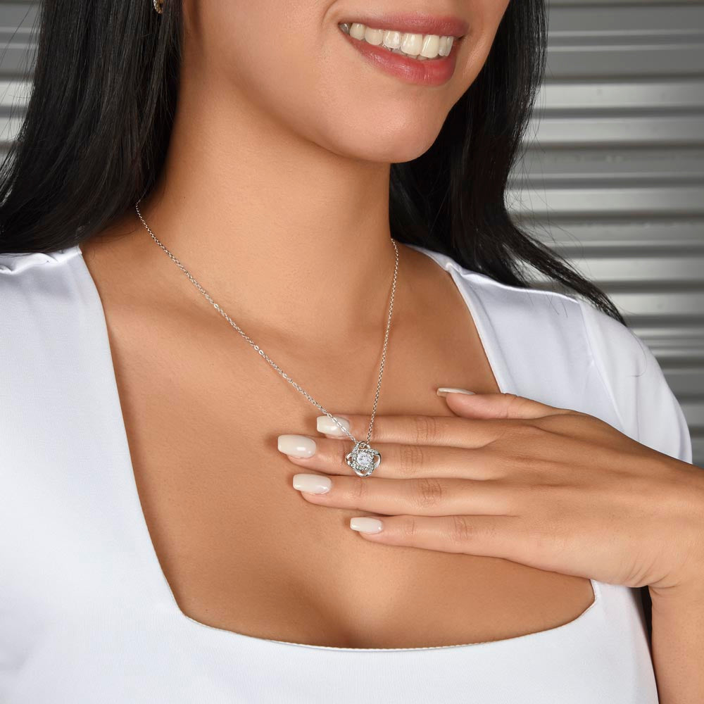 LOVE KNOT NECKLACE | TO MY BEAUTIFUL WIFE | SILVER OR GOLD | SHIPS FAST FROM THE USA